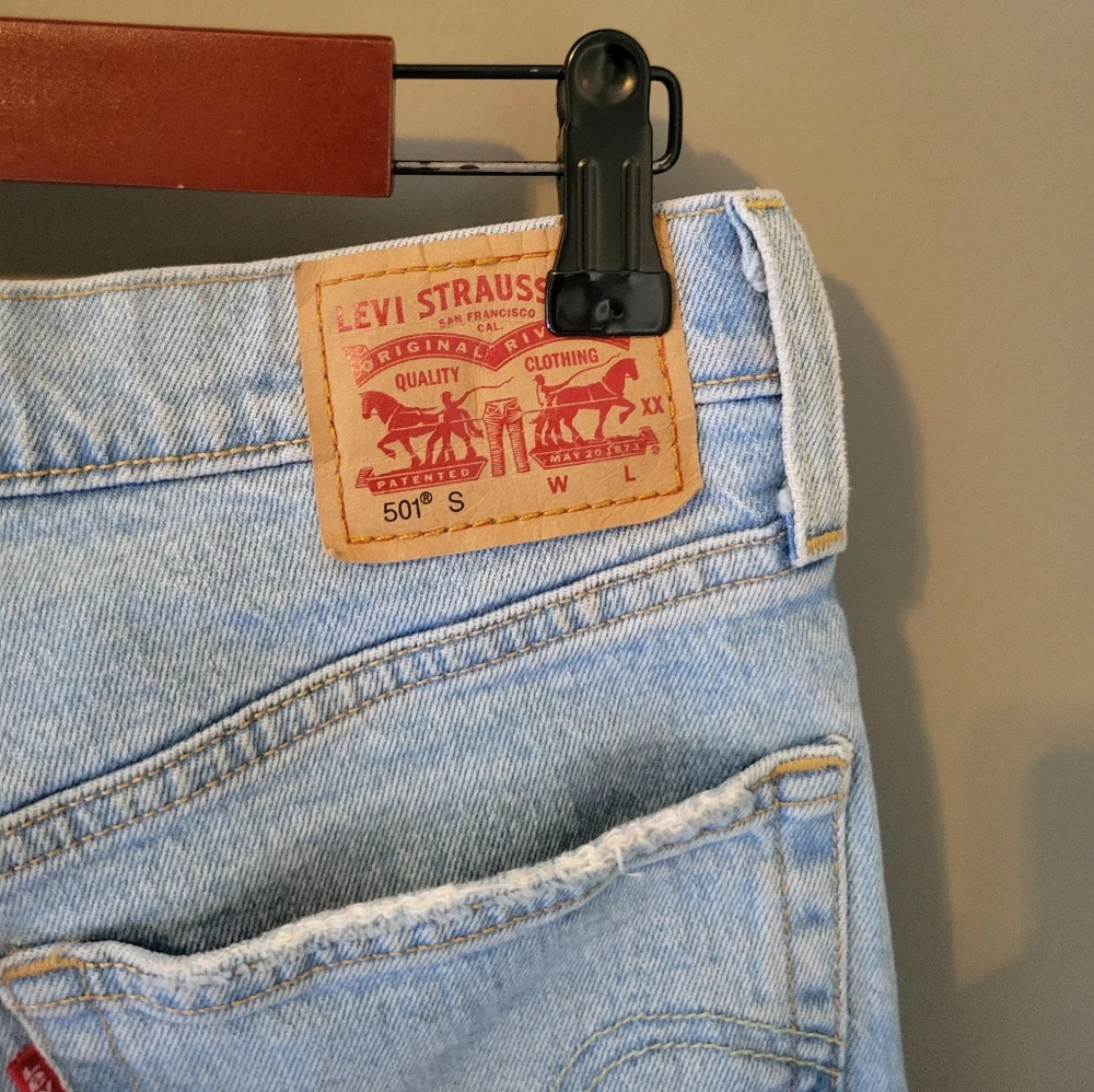 Levi's 501 Skinny Jeans Size 26 - Picture 4 of 11